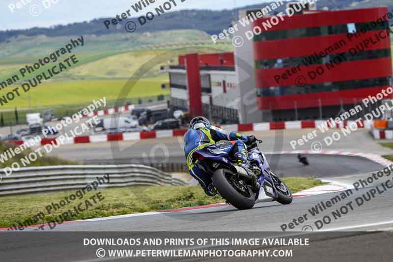 cadwell no limits trackday;cadwell park;cadwell park photographs;cadwell trackday photographs;enduro digital images;event digital images;eventdigitalimages;navarra;no limits trackdays;peter wileman photography;racing digital images;trackday digital images;trackday photos